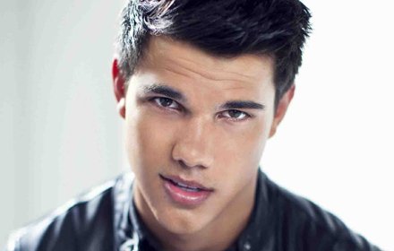 Taylor Lautner Tab插件截图
