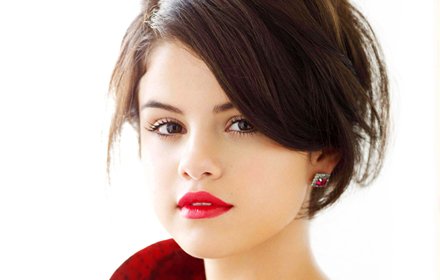 Selena Gomez New Tab page插件截图